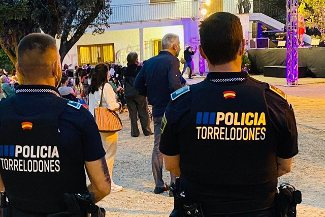 Policía local de Torrelodones (5 PLAZAS) – 10/08 Listado provisional de admitidos y excluidos.